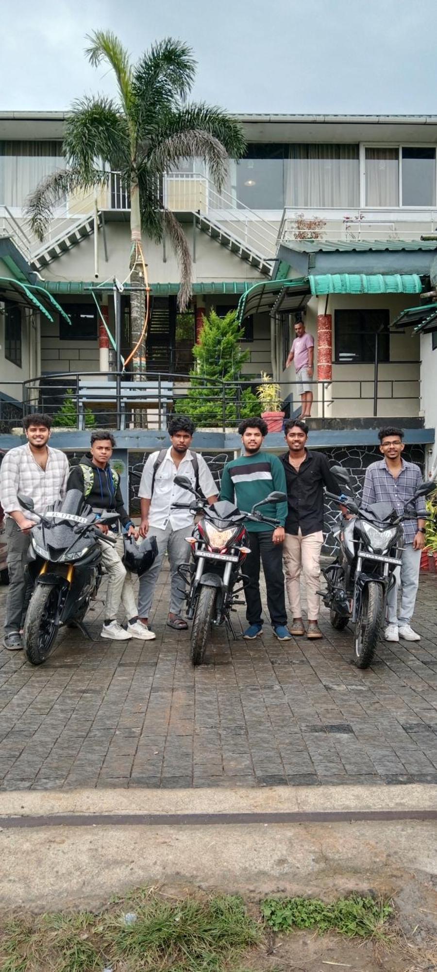 Vagamon Lake Palace Albergue Exterior foto
